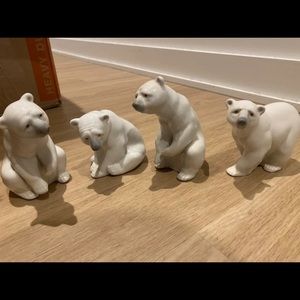 Lladro figurines bear family